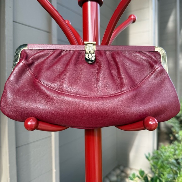 Handbags - Vintage Wine Red Leather Frame Clutch